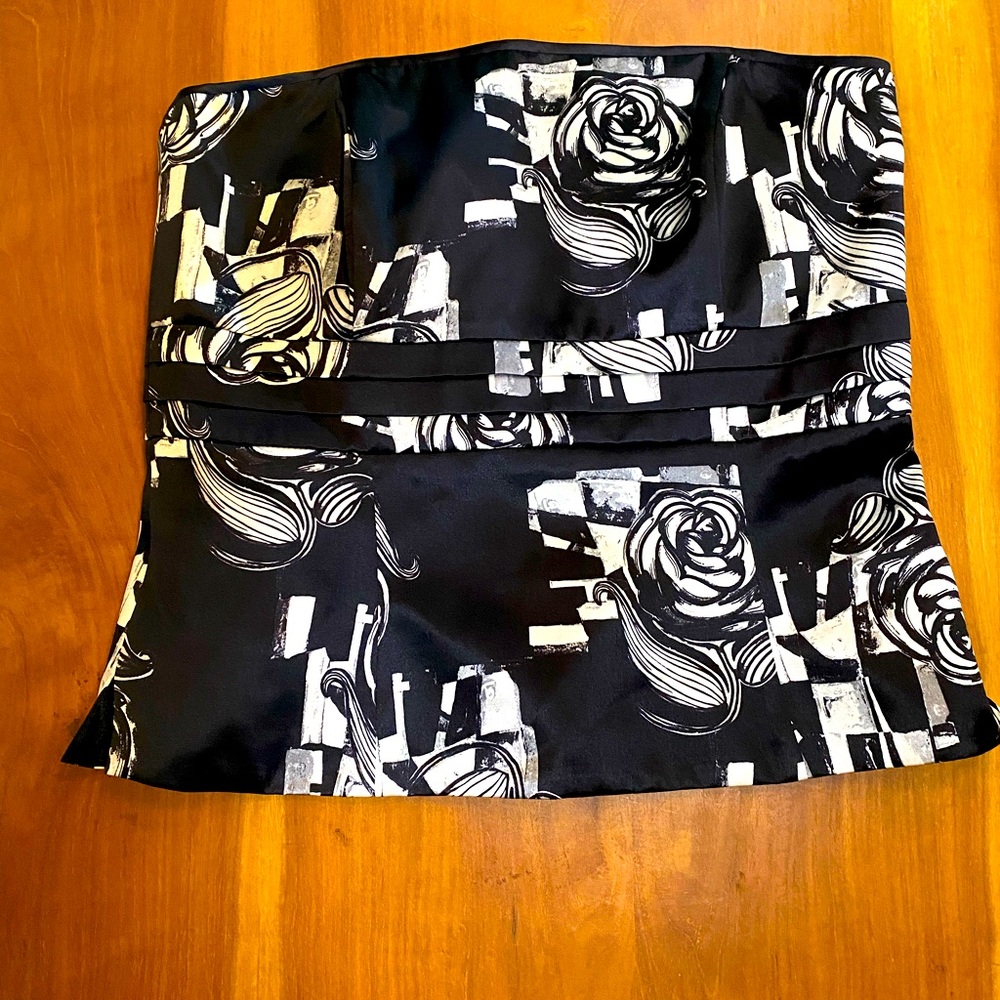 NWOT White House Black Market Satin Bustier 10